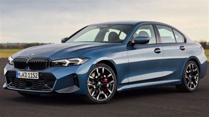 What is the price of BMW 3 series in India?