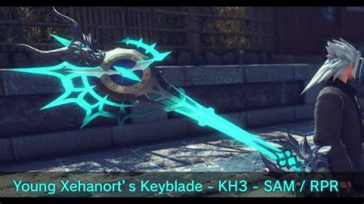 What Keyblade does young xehanort use?