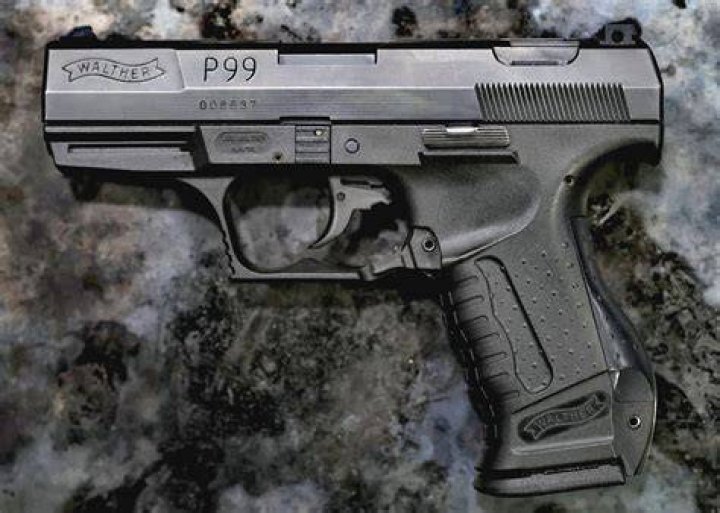What kind of barrel does a Walther P99 have?