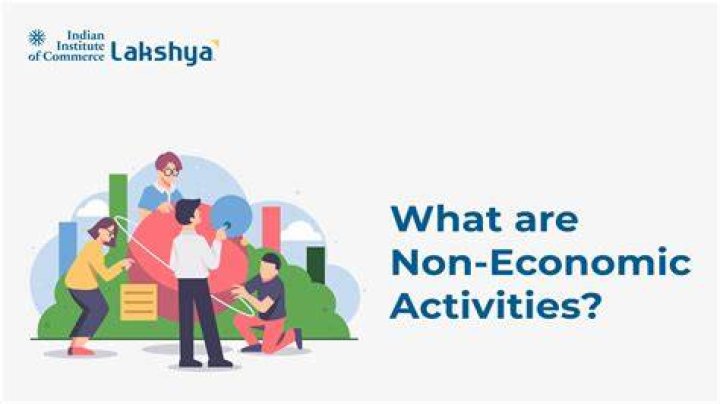 What kind of economic system does The Bahamas have?