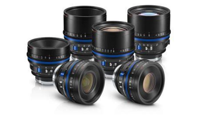 What mount are Zeiss lenses?