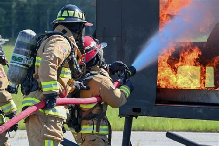 What shifts do Chicago firefighters work?