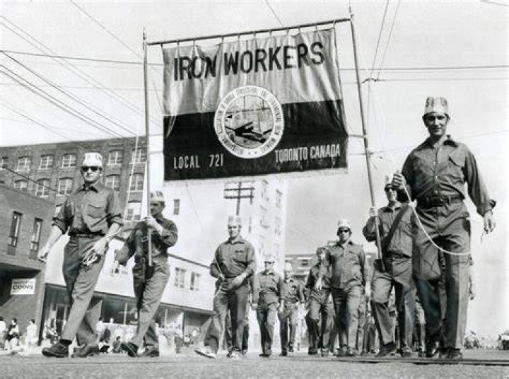 What union do ironworkers belong to?