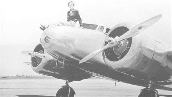 What was the first plane Amelia Earhart saw?