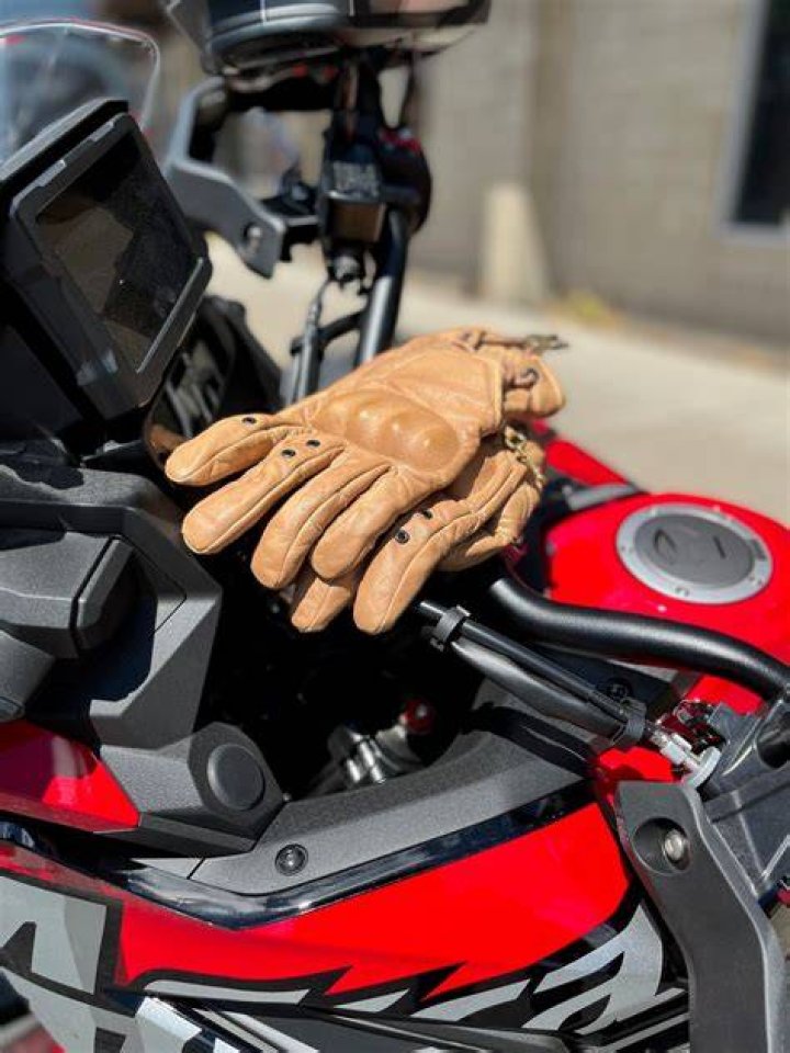 Where can I find good motorcycle gloves?