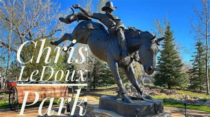 Where is Chris LeDoux from?