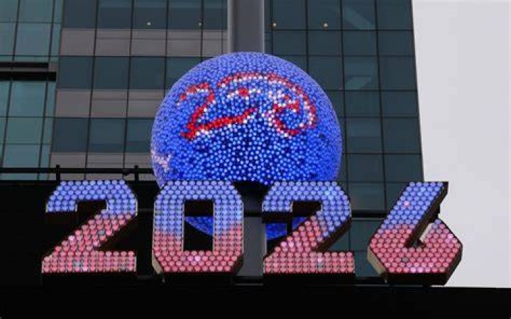 Where to watch ball drop NYC?