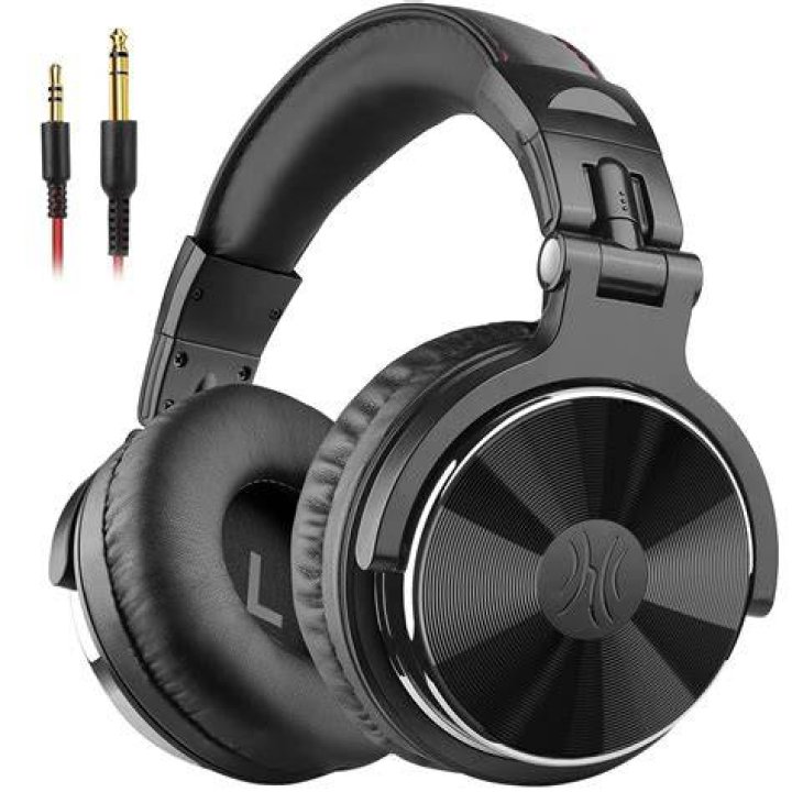 Which headphone is best in low price?