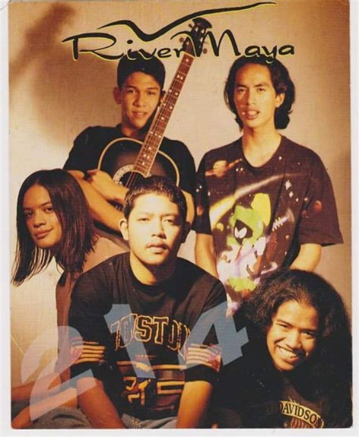 Who are the vocalist of Rivermaya?