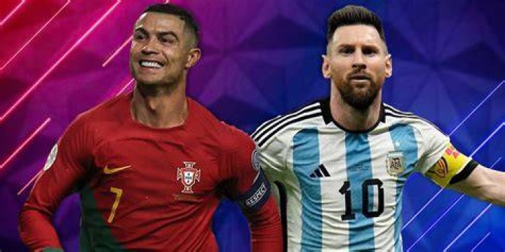 Who is better Messi or Ronaldo?