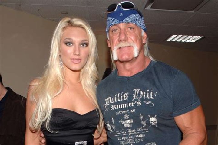 Who is Linda Hogan in a relationship with?