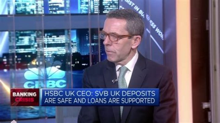 Who is the president of HSBC Bank?