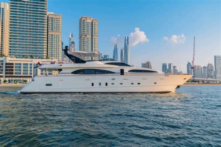 Who owns the yacht Diamonds Are Forever?