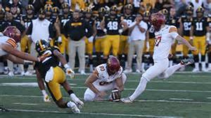 Who won Cy-Hawk game 2021?