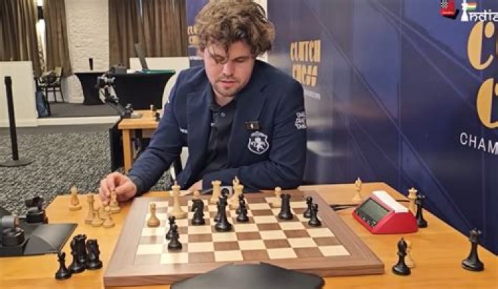 Who won the chess championship 2021?